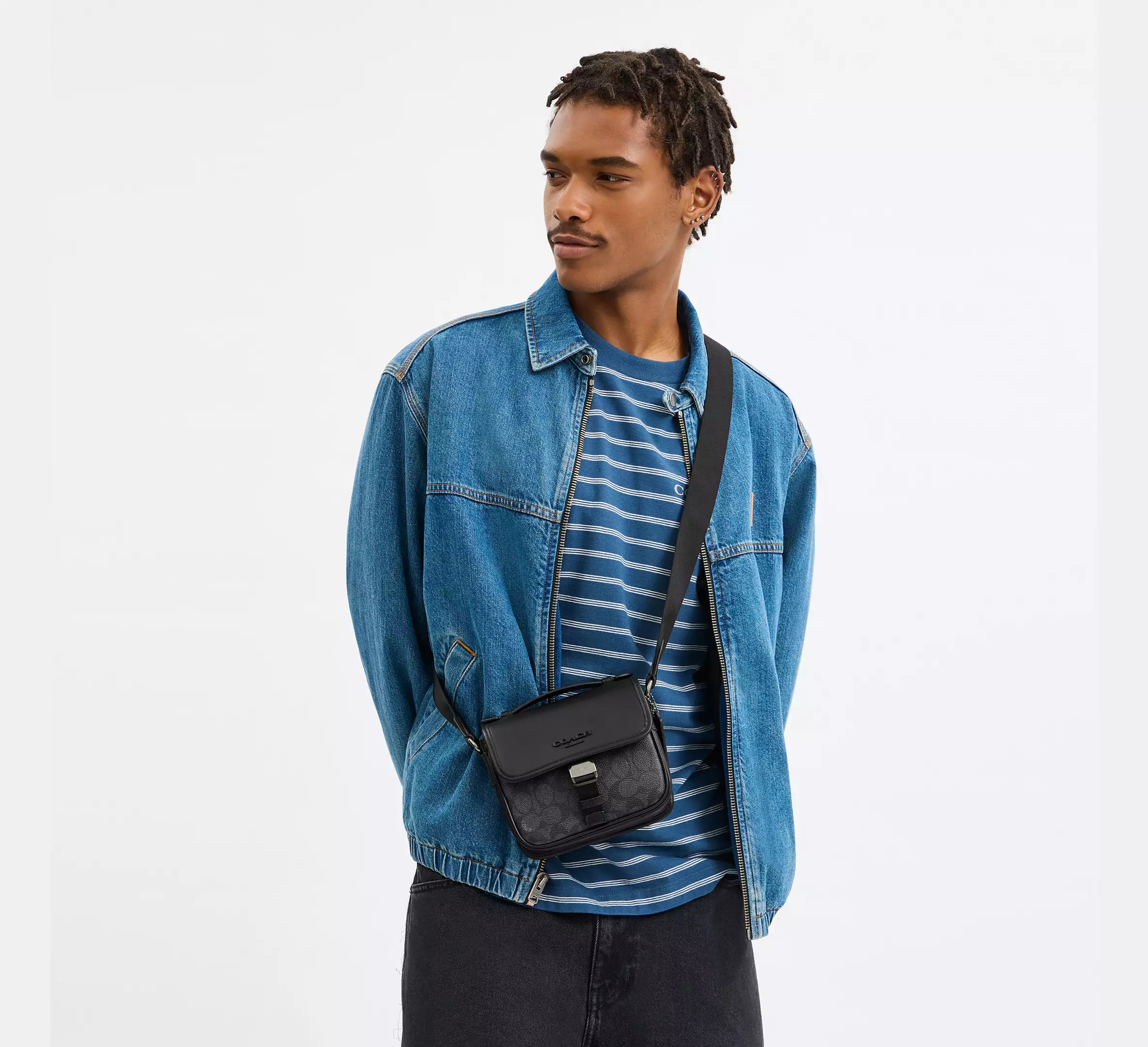 (PREORDER) COACH - Racer Crossbody Bag In Signature Canvas CBG13 | CBG12