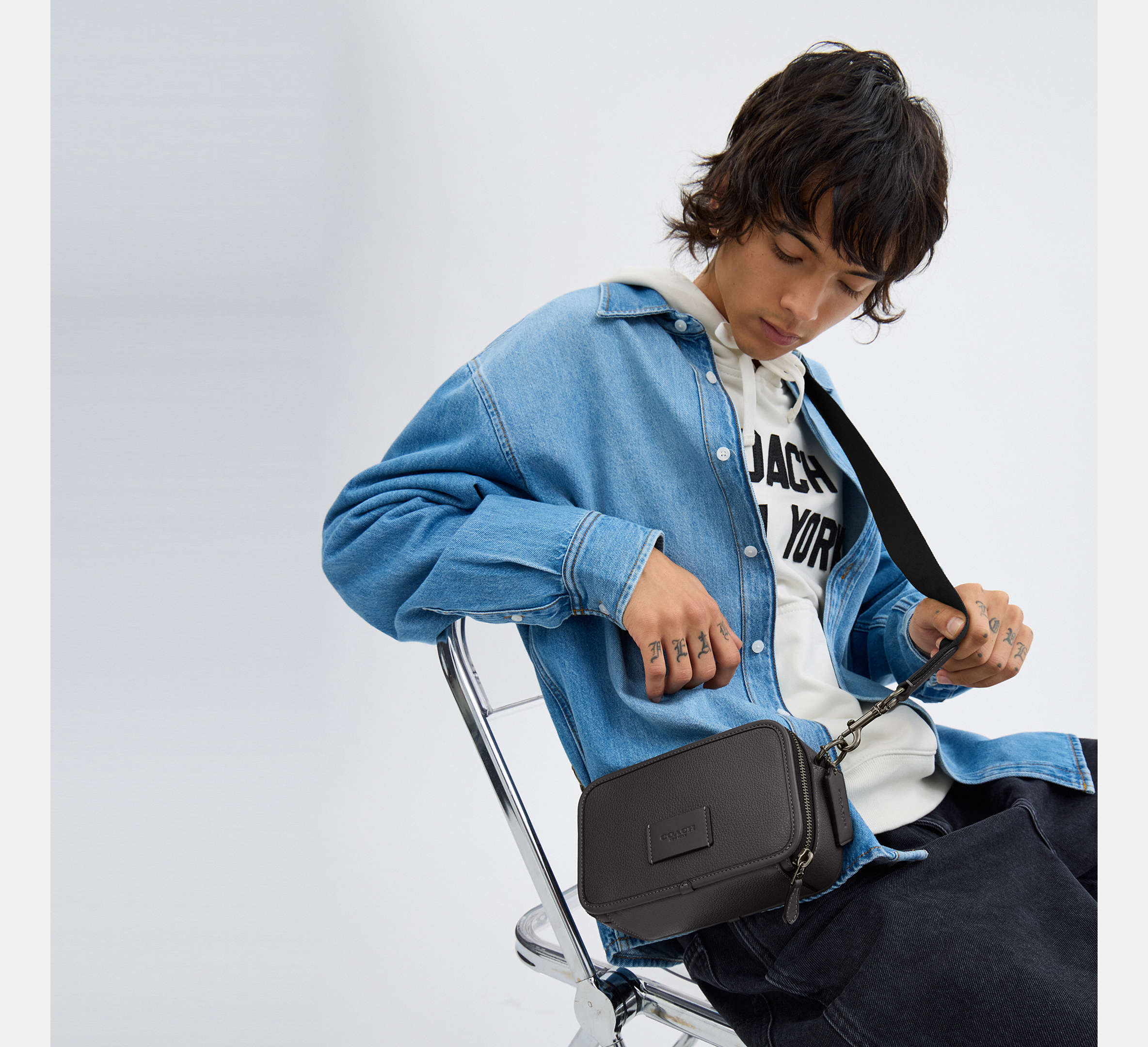 (PREORDER) COACH - Wyatt Crossbody CM113