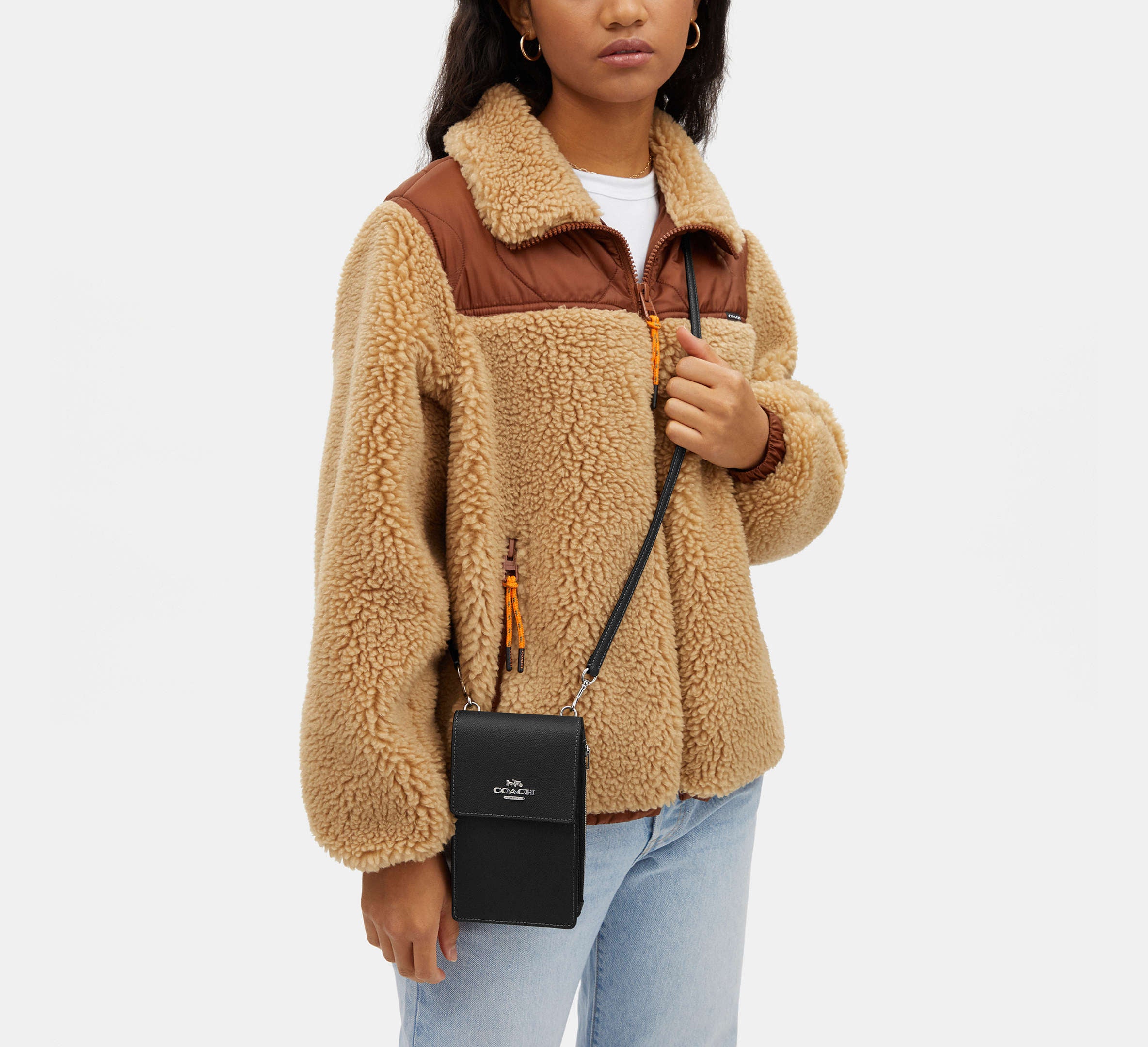 (PREORDER) COACH - North South Phone Crossbody CM235