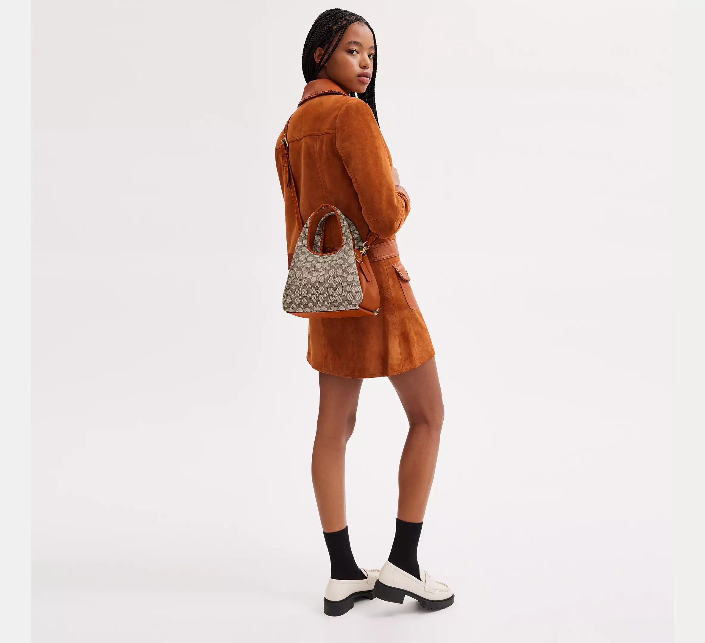 (PREORDER) COACH - LANA SHOULDER BAG 23 IN SIGNATURE JACQUARD CM550