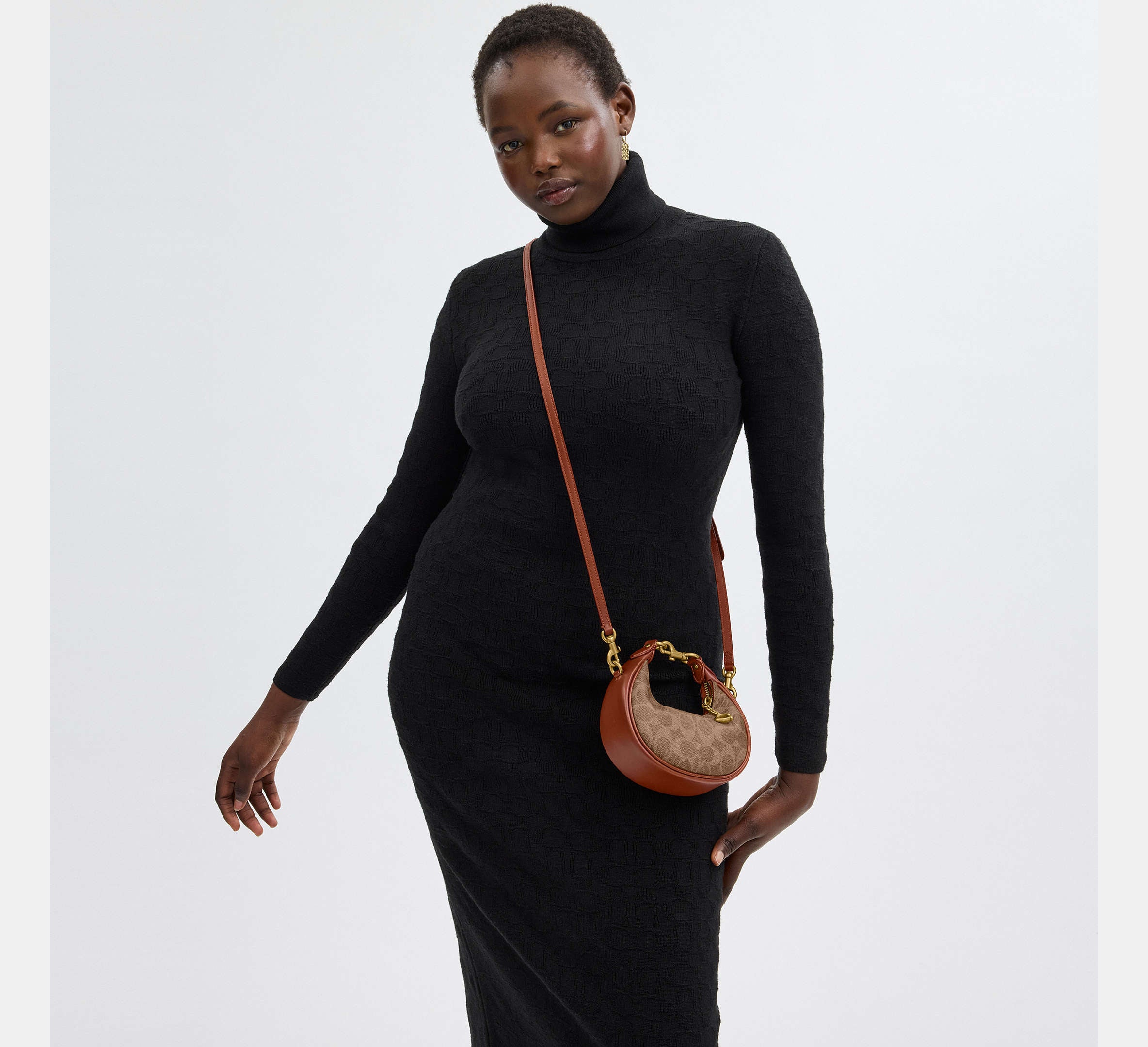 (PREORDER) COACH - Jonie Bag In Signature Canvas CR510 Tan Caramel