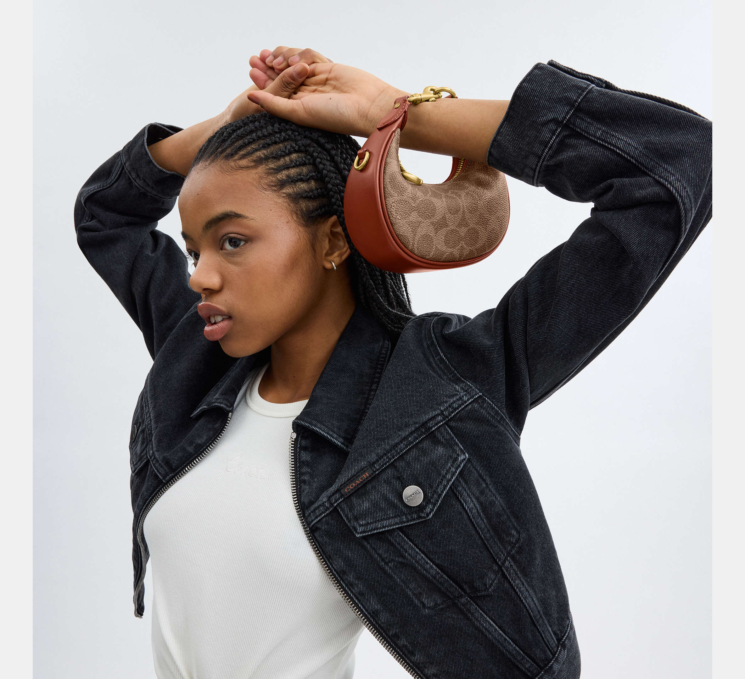 (PREORDER) COACH - Jonie Bag In Signature Canvas CR510 Tan Caramel