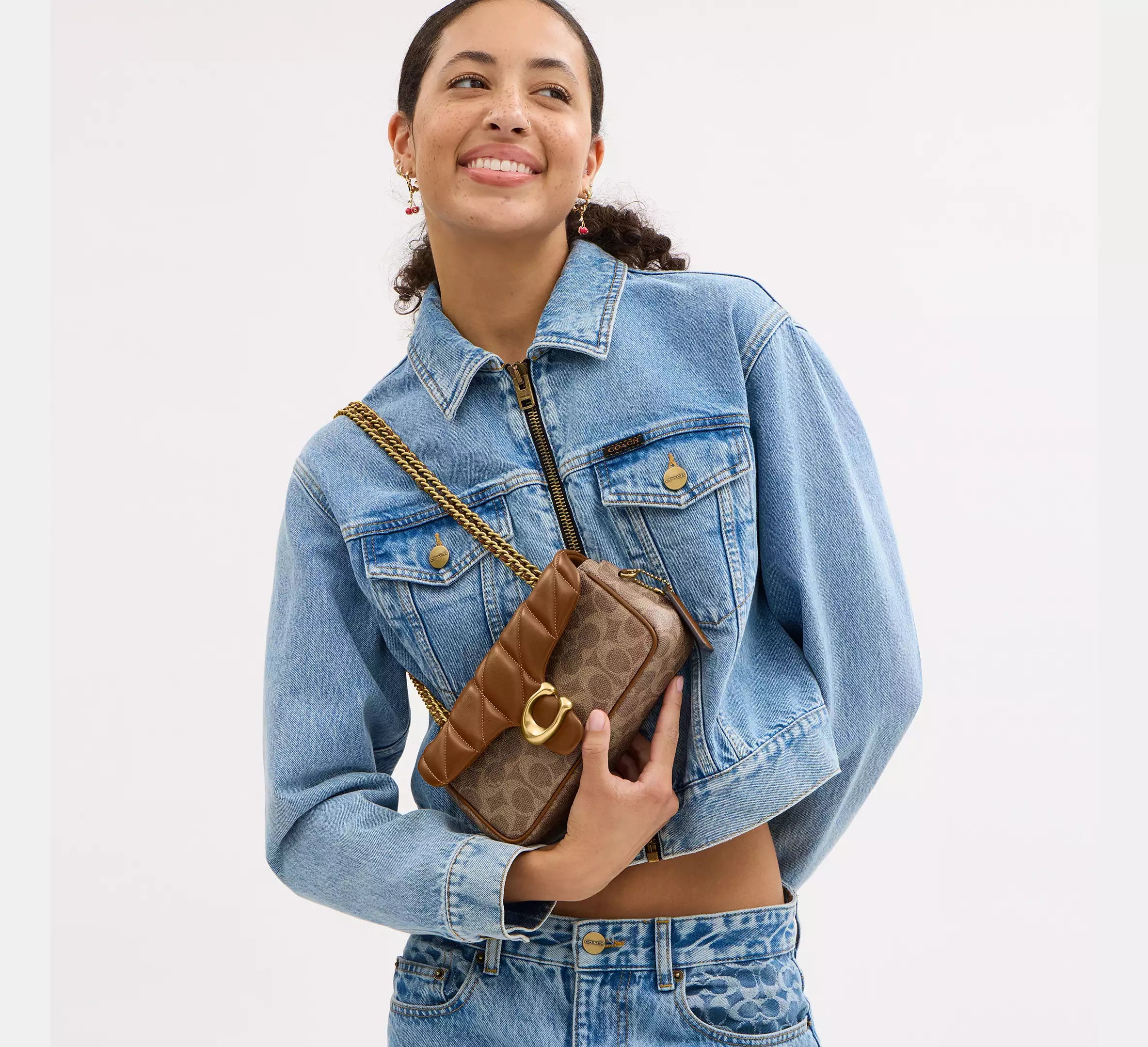 (PREORDER) COACH - Tabby Shoulder Bag 20 In Signature Canvas With Quilting CY816