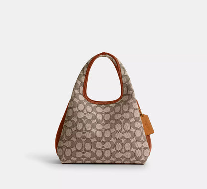 (PREORDER) COACH - LANA SHOULDER BAG 23 IN SIGNATURE JACQUARD CM550